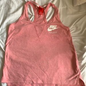 Nike tank